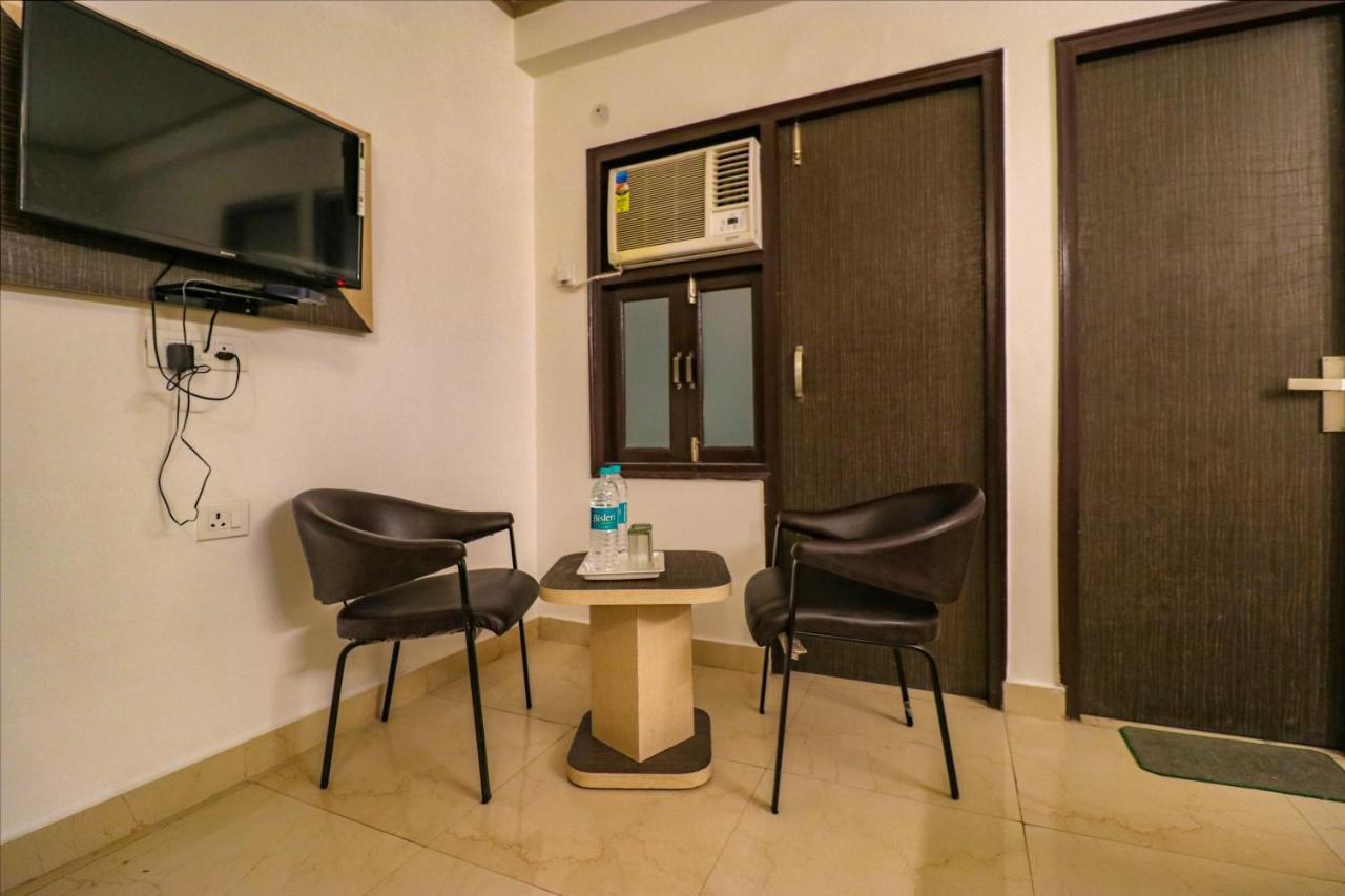 Fabexpress Dolphin International Near Delhi Airport Hotell New Delhi Eksteriør bilde